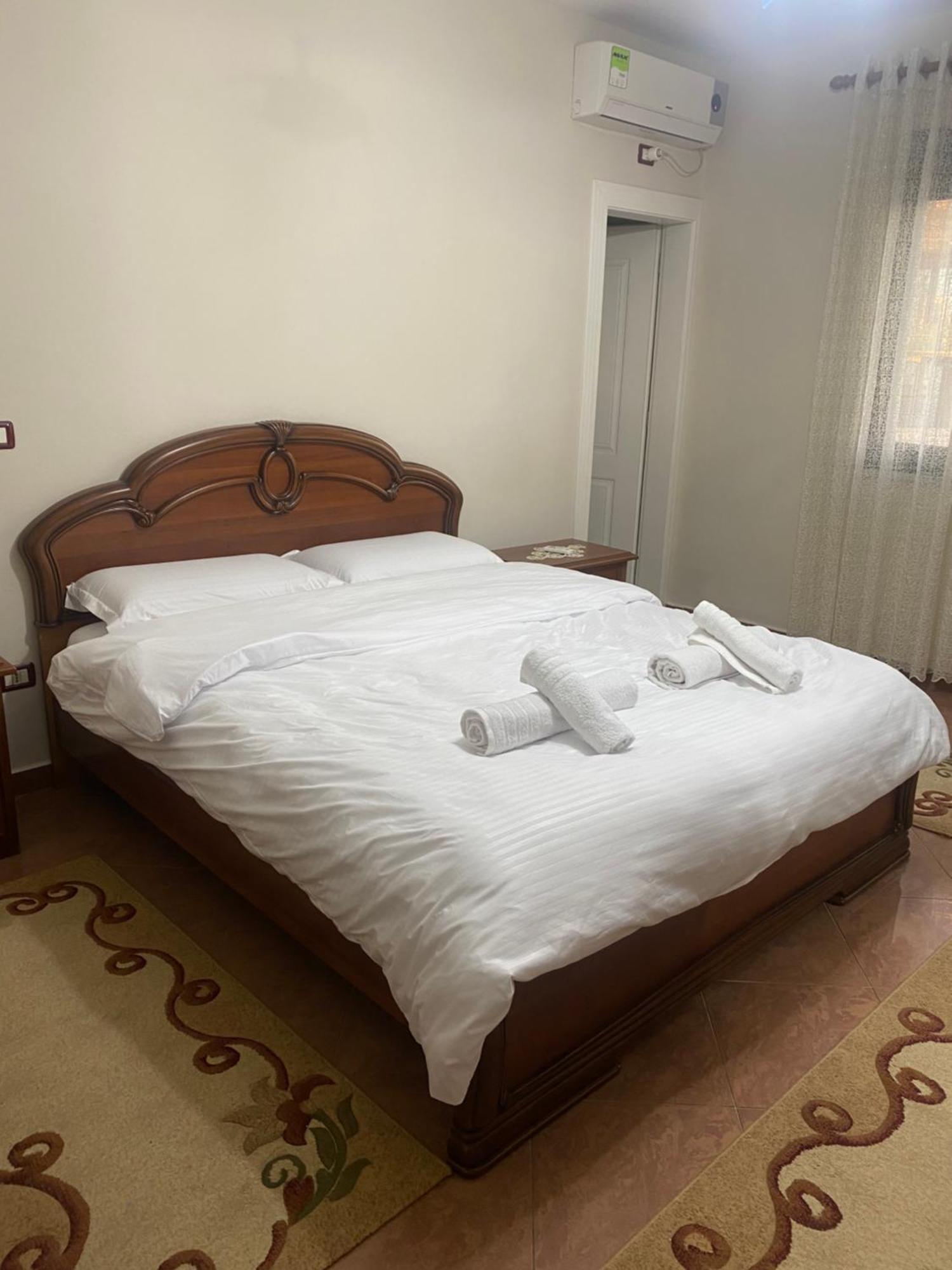 Center Apartman *